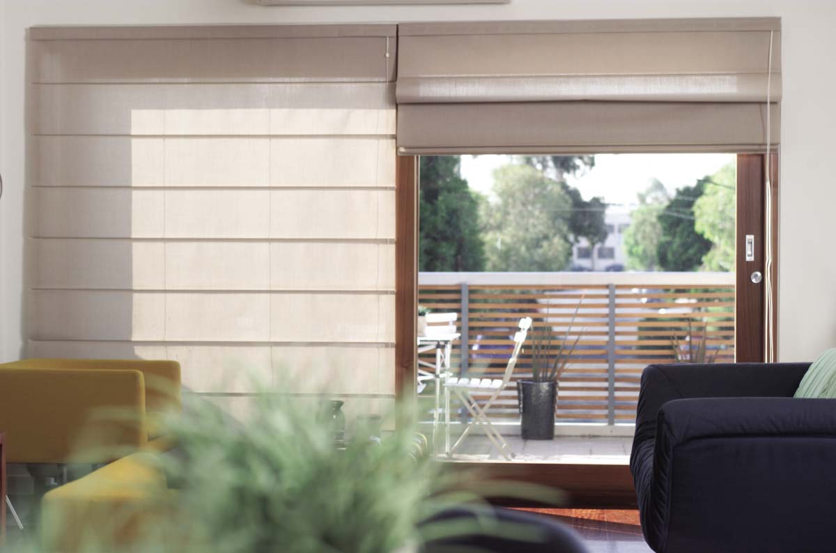 Rèm roman cho phòng làm việc